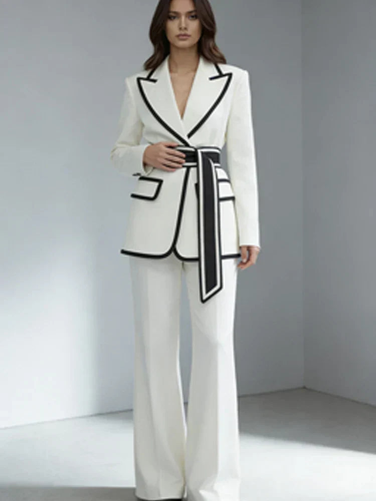 Giovanna – stylish women's outfit for the office