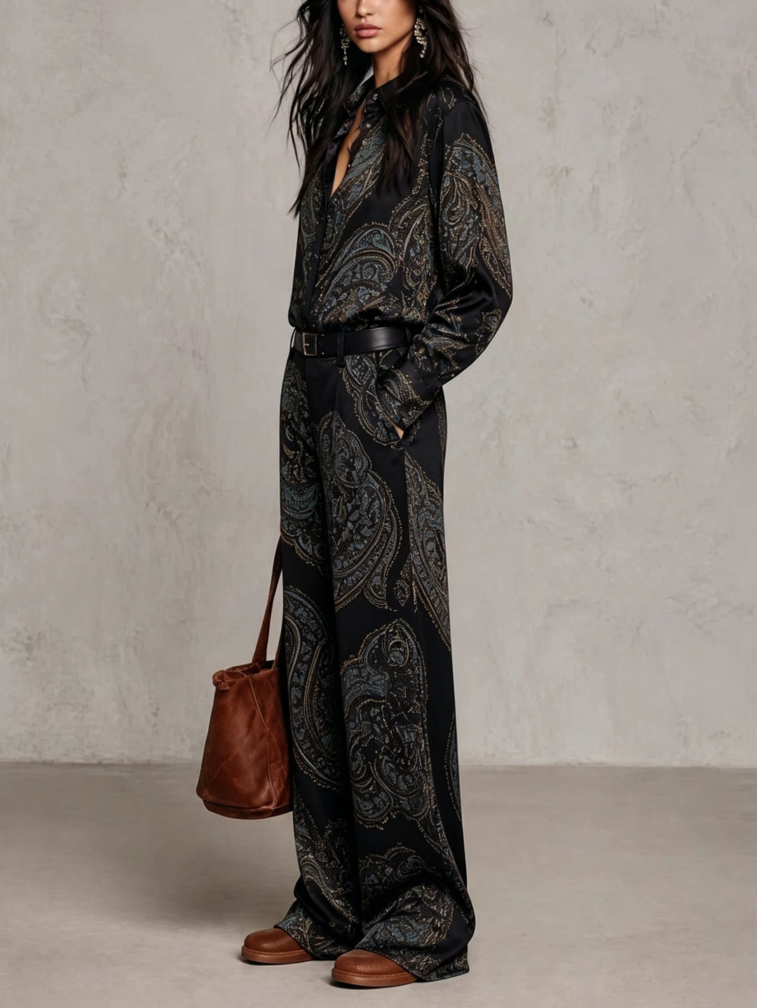 Complete Satin Shirt with Long Sleeves and Black Print with Wider Pants